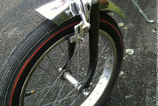 redline tyre on front wheel of raleigh chopper